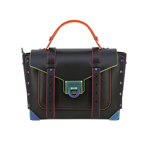 Manhattan Handbags Collection for Women .